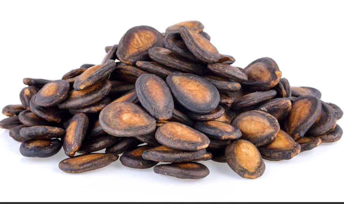 Onyekaa_Ezugwu's tweet photo. Dear men,

-Watermelon gives you a harder erection. 

-Avocado gives you strength. 

-Pineapple boosts your libido.

-Banana stops premature ejaculation.

-Apples maintain your blood pressure.

-Coconut provides you with natural energy.

-Cucumber gives you stamina.

-Pomegranate increases your sex drive.

-Nuts help keep your heart stable during sex.

-Carrots make your sperm thick.
- watermelon is good for erection.
- exercise is good for your overall health 
- - green beens is good for the bones

Men, fall in love with these fruits; Repost for others!