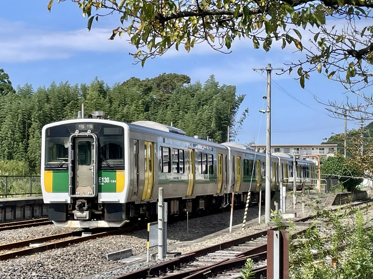 kotsunoreporter's tweet photo. 2026/09/25(金)
久留里線キハE130形100番台 現在地

キハE130-101: 久留里駅
キハE130-102: 上総亀山駅
キハE130-103: 久留里駅
キハE130-104: 久留里駅
キハE130-105: 上総亀山駅
キハE130-106: 木更津駅
キハE130-107: 久留里駅
キハE130-108: 郡山
キハE130-109: 上総亀山駅
キハE130-110: 久留里駅 https://t.co/wHqWPluxmM