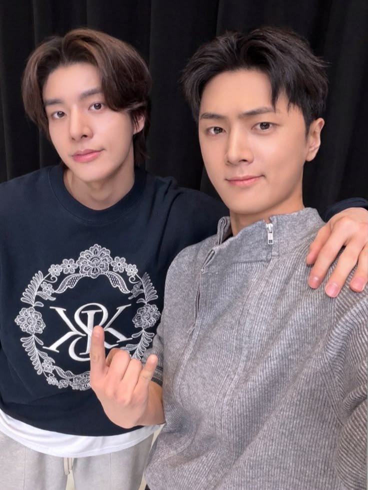 FadedJaeyun's tweet photo. @FadedJongseong mau yang mana? https://t.co/bKC4kntR6v
