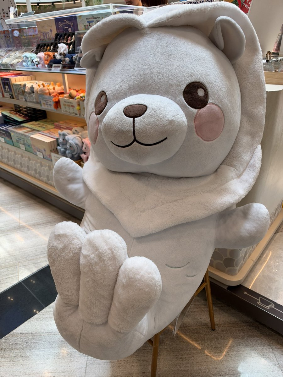 HamsterBoi123's tweet photo. The Merlion has been confirmed to be a bottom ❤️ https://t.co/NxXoeLxzEQ