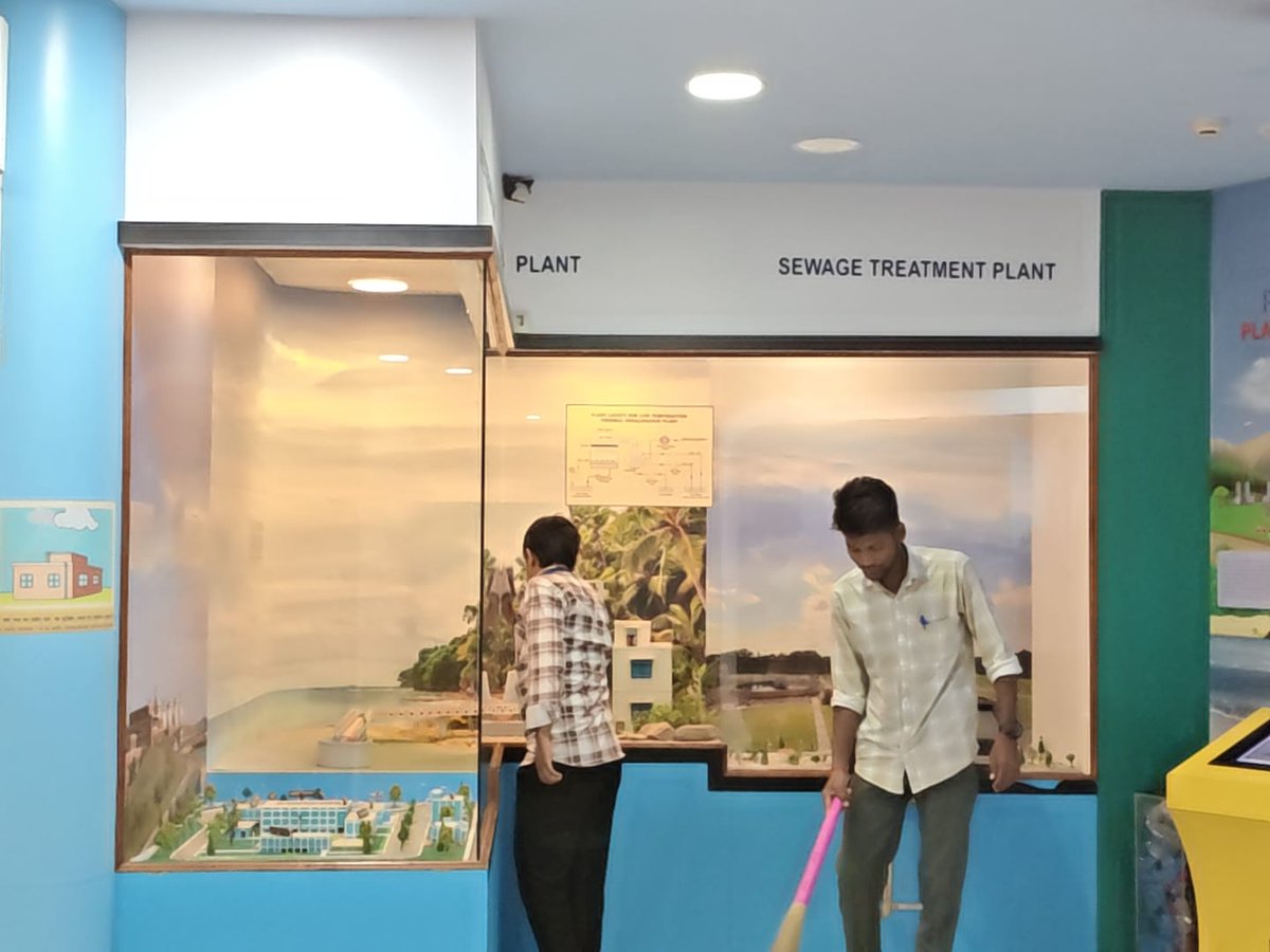 RamanCentre's tweet photo. 💧🧹 Clean Water Gallery, Cleaner Spaces!
As part of #SwachhataHiSeva2026, a Cleanliness Drive was carried out in the Water Gallery at @RamanCentre, a unit of @ncsmgoi @MinOfCultureGoI.💧🔬
#SwachhataMeinSahbhag #WaterGallery #CleanlinessDrive #SwachhBharat #CleanIndia https://t.co/SUX9cRUrQu