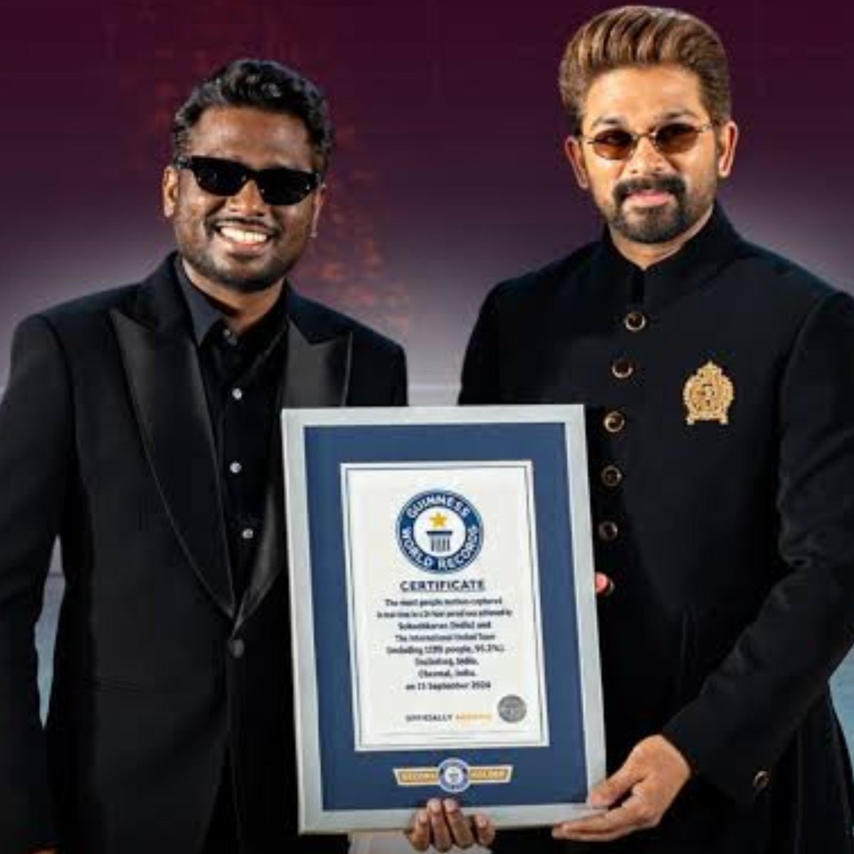 itz_chillax's tweet photo. காலத்தின் பதில் 

Vijay fanboy - Guiness record 
Rajini fanboy - Normalising 🌈 https://t.co/diMLuICGDf