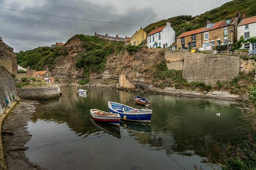 MabelReviewsGB's tweet photo. I turned around in Staithes and found the better view
I’d been looking towards the sea in Staithes on the 

North Yorkshire coast, then turned around beside the beck and realised the view inland was the bit I actually wanted to linger over.

The water tucked between the houses made the village feel wonderfully enclosed rather than staged, and that small change of direction turned a pleasant wander into my favourite sort of detour.

9/10 — absolutely worth stopping and looking both ways.
