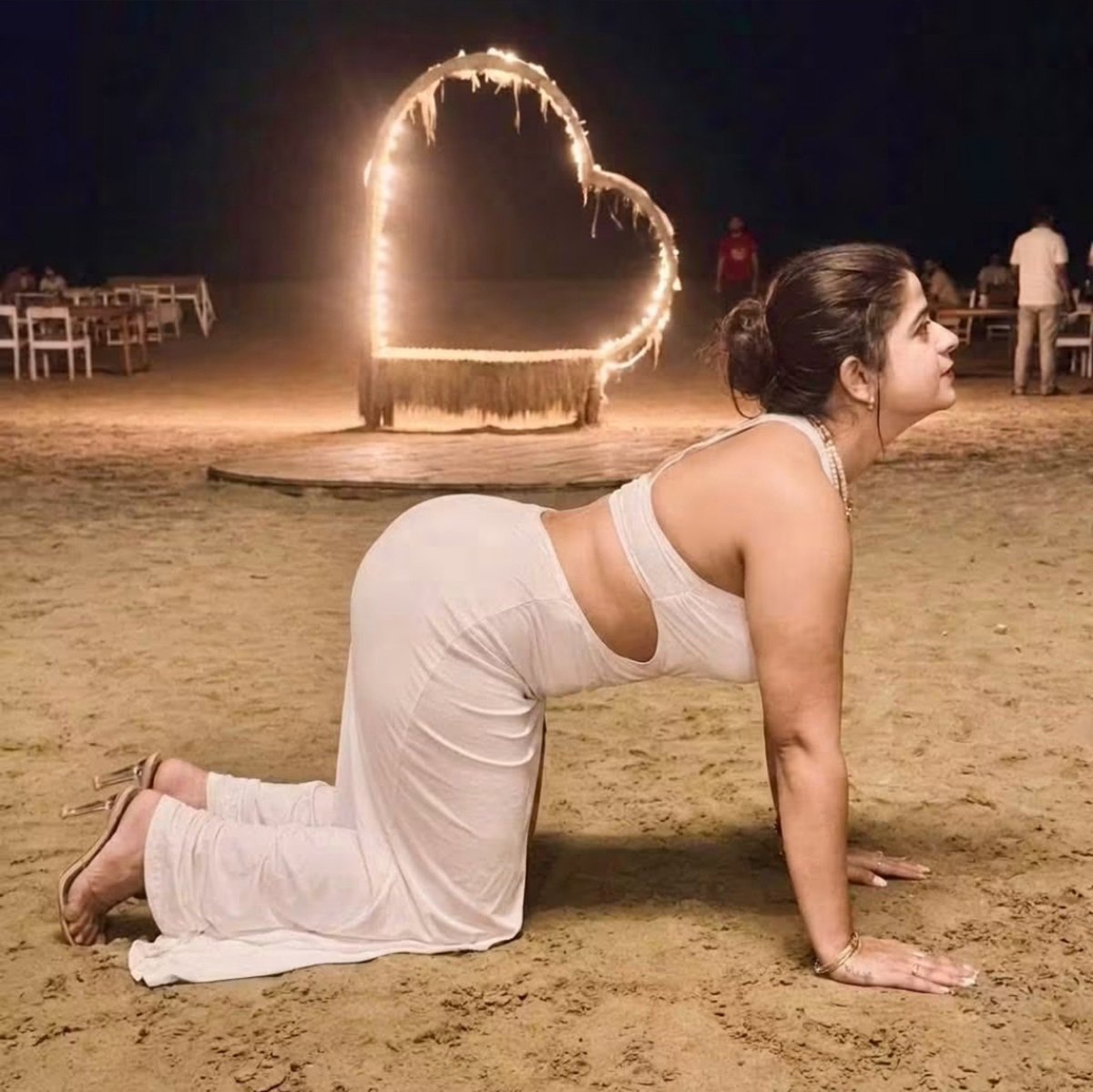 dagar_prahalad's tweet photo. Doing Cow Pose Yoga Exercise #yoga #fitness https://t.co/dWZeSHnweO