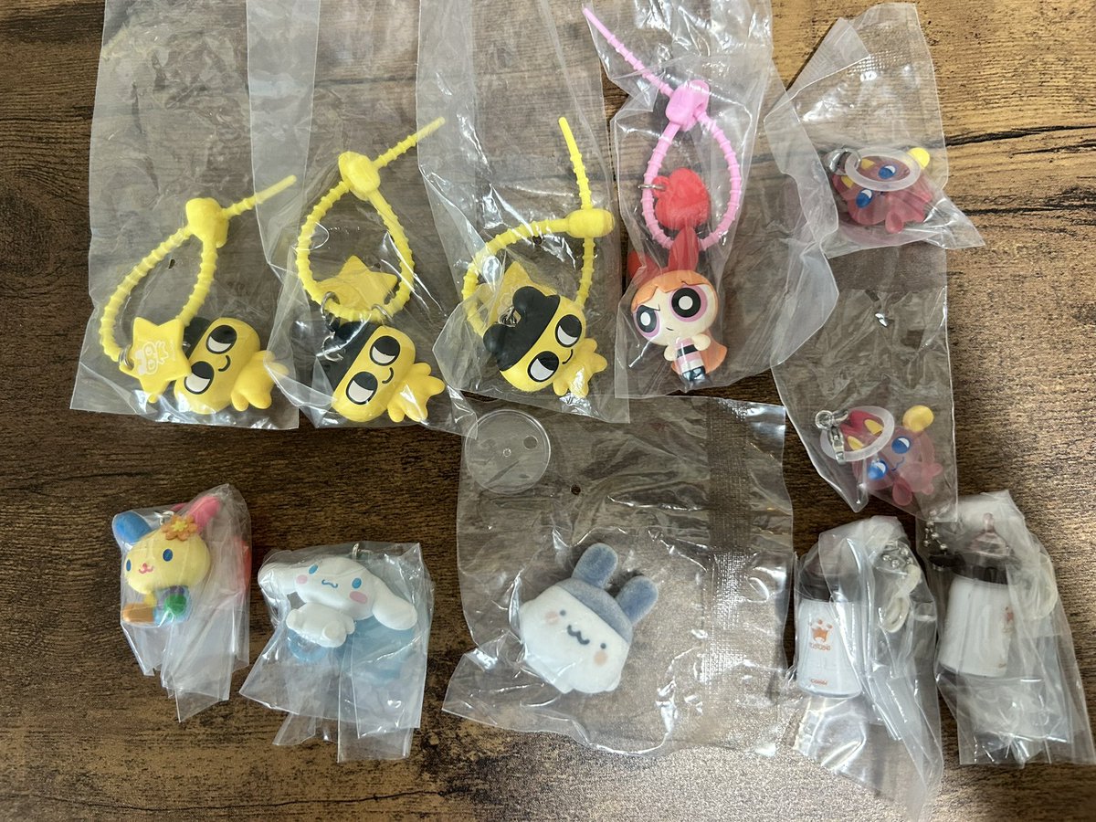 chico520str's tweet photo. ガチャ めじるしアクセサリー 交換譲渡希望
【譲】写真1~4
【求】呪術廻戦めじるしアクセサリー 五条＞＞狗巻、乙骨or定価+送料

京都市内手渡しor郵送
譲渡は3点〜
よろしくお願いいたします🙇‍♂️
↓ https://t.co/zJkmjEgNW6