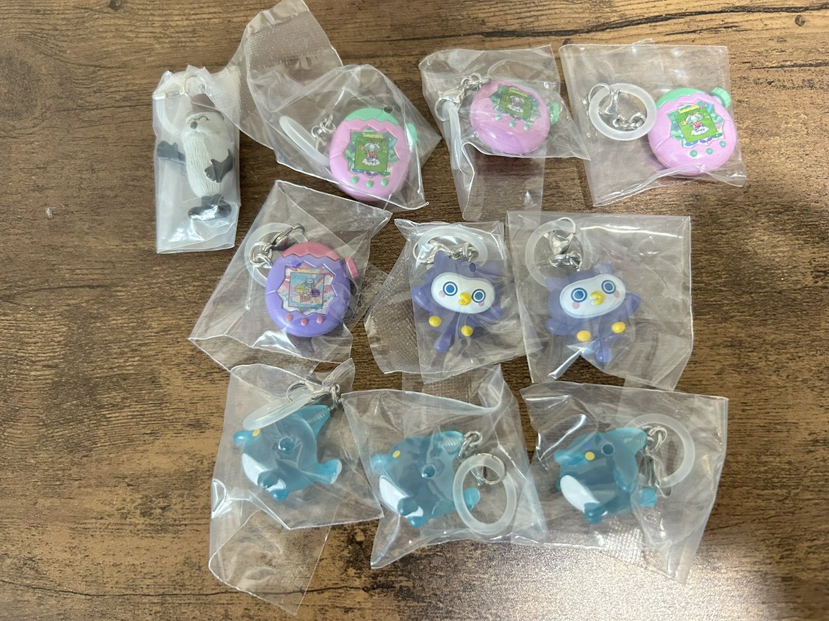 chico520str's tweet photo. ガチャ めじるしアクセサリー 交換譲渡希望
【譲】写真1~4
【求】呪術廻戦めじるしアクセサリー 五条＞＞狗巻、乙骨or定価+送料

京都市内手渡しor郵送
譲渡は3点〜
よろしくお願いいたします🙇‍♂️
↓ https://t.co/zJkmjEgNW6