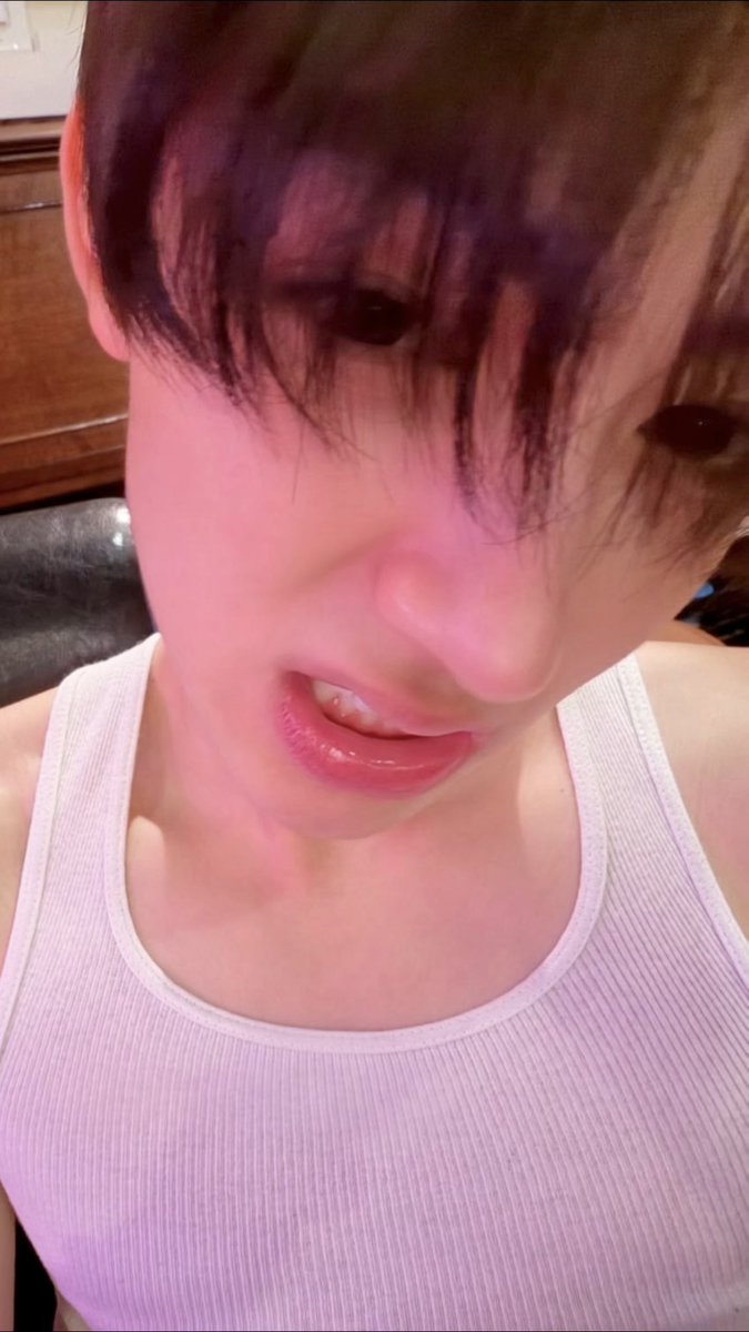 eyanngantuk's tweet photo. PAIRED WITH GLOSSY LIPS https://t.co/i62TOMvOmm