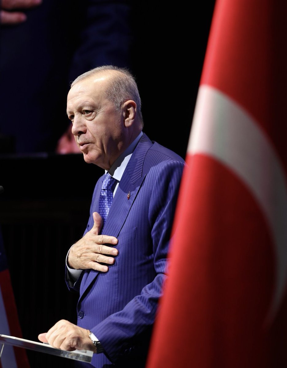 AvOrhanKIRCALI's tweet photo. Tarih susmayacak.
Hakikat susmayacak.
Recep Tayyip Erdoğan susmayacak.
Türk Milleti susmayacak.
Katillere hakettikleri cevap, her zaman, her ortamda haykırılacak… https://t.co/sZOIitHGCA
