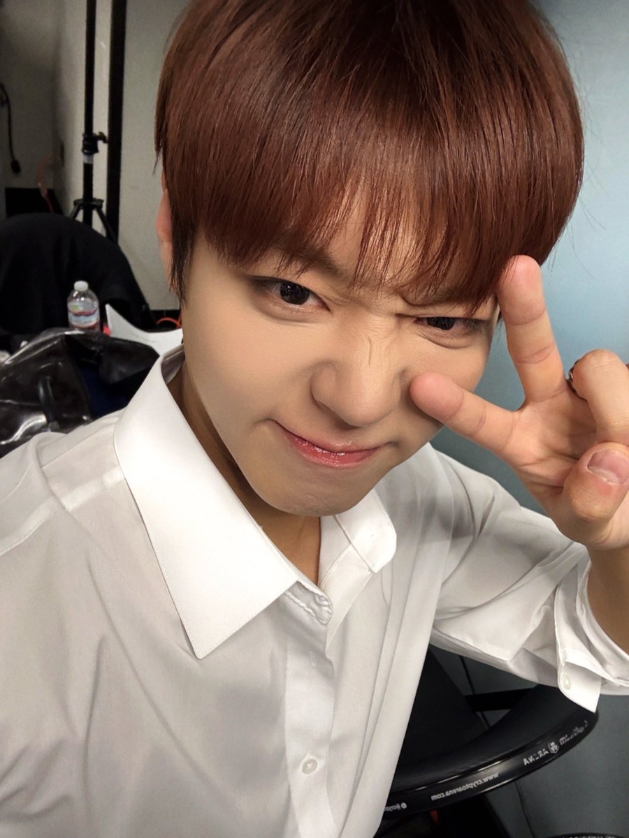 DU_KONG_2's tweet photo. 찡긋 https://t.co/KiHZXLcG2P