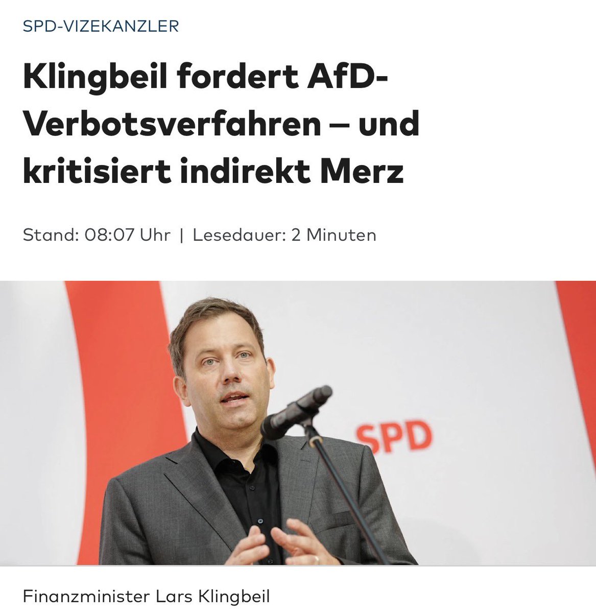 SilkeSchroederD's tweet photo. Überraschung 🎉
Stunden, nachdem sich Klingbeils bevorzugter Koalitionspartner offen als antisemitischer Hort von Terrorpaten geoutet hat, forciert er ein Verbotsverfahren gegen die AfD.
Orwell käme aus dem Lachen und Weinen nicht mehr heraus. https://t.co/ro1Ai8v3LZ