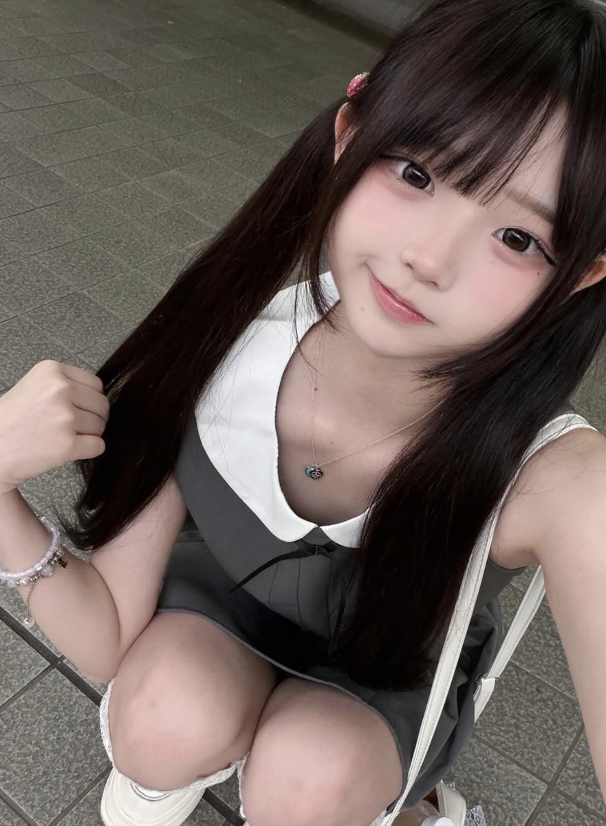 hyunzzi07's tweet photo. 추석 토끼 왔어

#셀카 #맘눌뎀 https://t.co/aB4L0tn6ZI