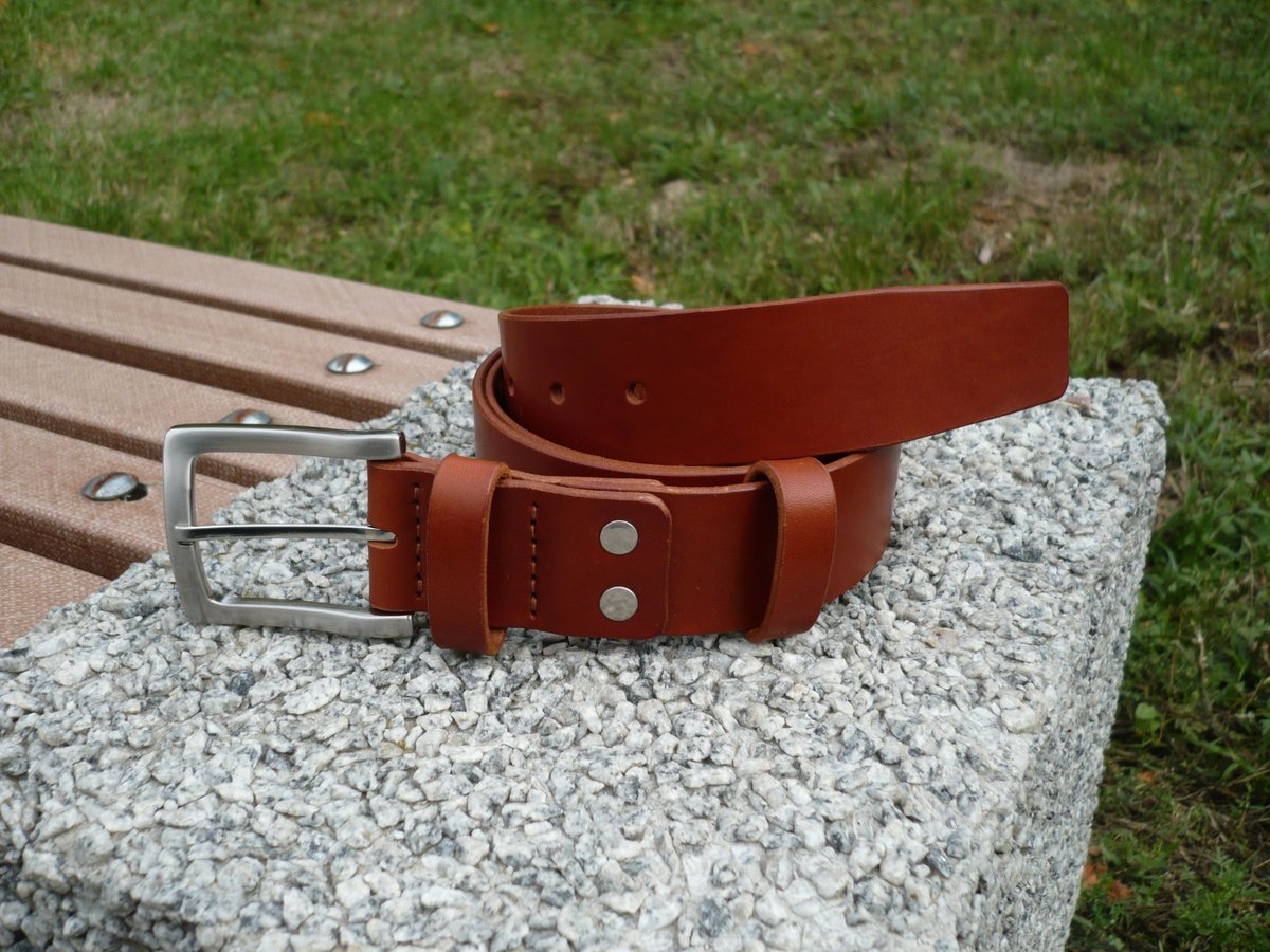 _accessories_g's tweet photo. Here are some of my leather crafts.

https://t.co/Qi0TKkjgn1
https://t.co/gGSY2ocSaj

 #leather #handmade #leathergoods #leatherproducts #Etsy #handmade #leatherart #crazyhorse #leathercraft #leatheraccessories  #handmadeleathergoods #leatherwork #handmadeleather #accessories https://t.co/RmHn0OA3Oo