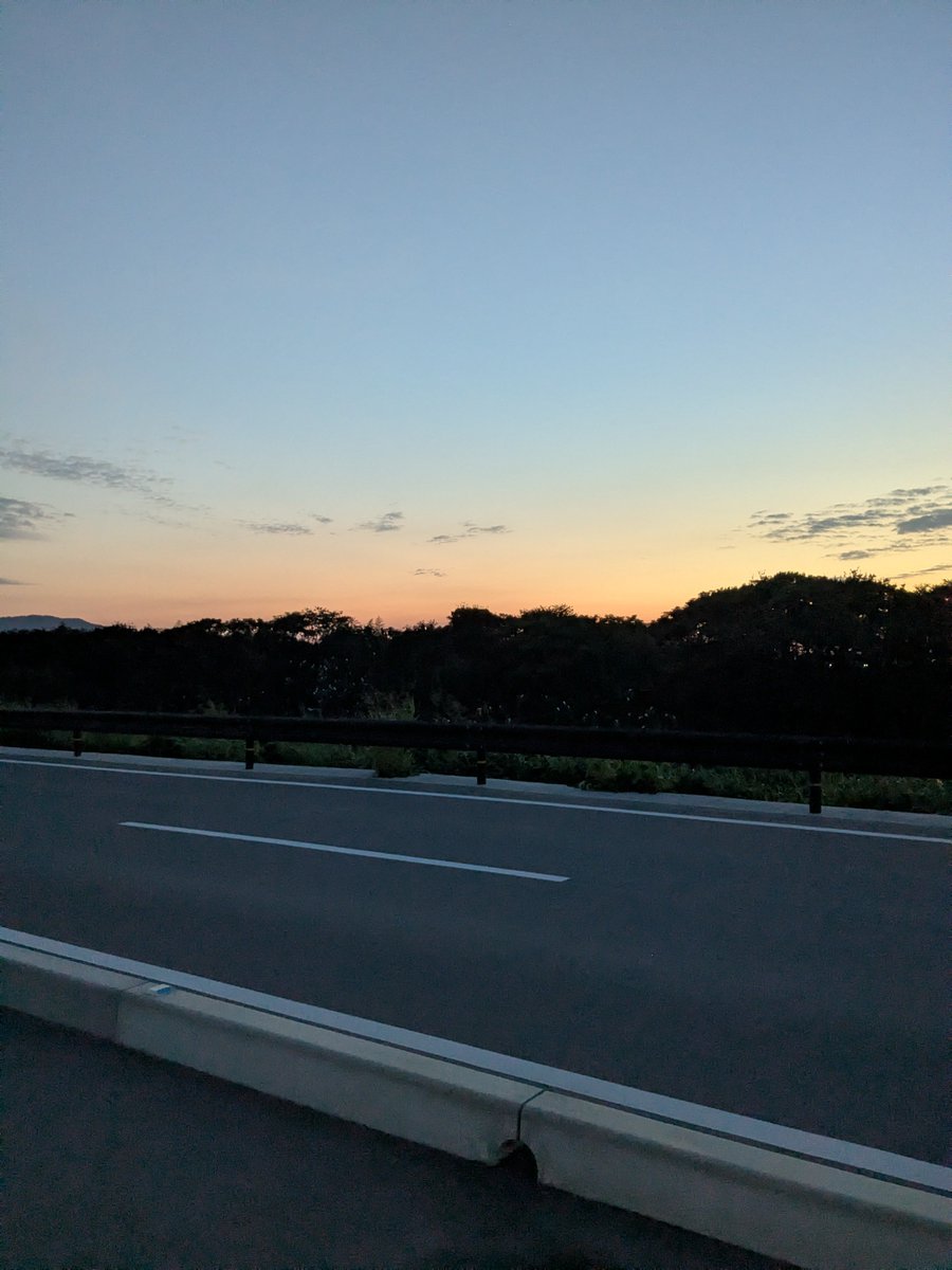 wo45jjk's tweet photo. ヤバイ綺麗 https://t.co/ULxVPCY1Q4