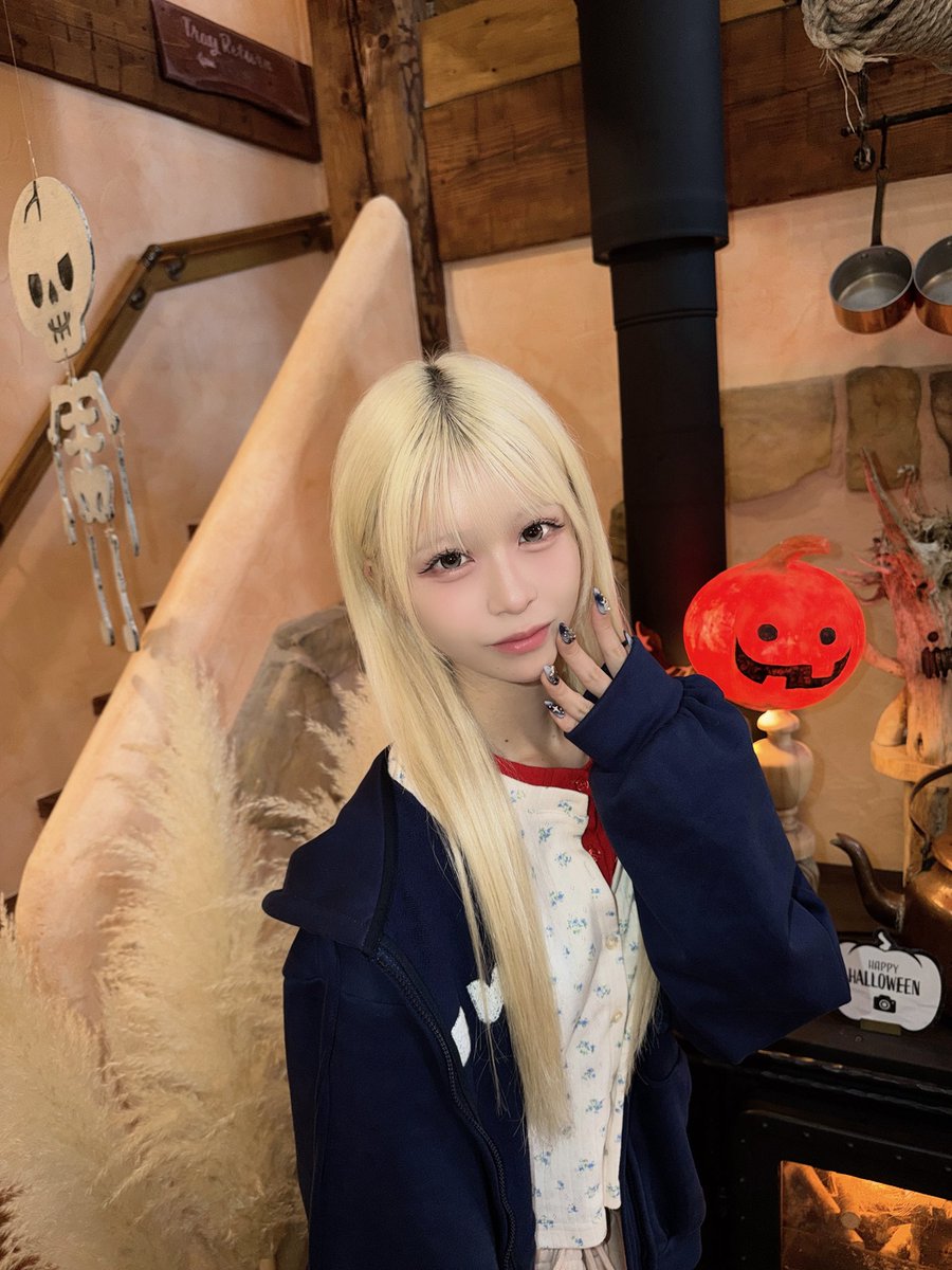emma__RePLAY's tweet photo. 🎃❤︎† https://t.co/SmpSdPaPST