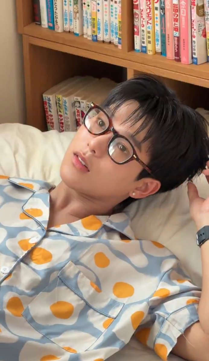 linglin44923331's tweet photo. ฉันเสียเงินอีกแล้วจ่ะ
การ์ดแค่กระดาษที่ไหนละ55555555
#krmjtc #ppophs
#SleepoverParty
#LOVEx3SleepOver https://t.co/XYJqCjFmJq