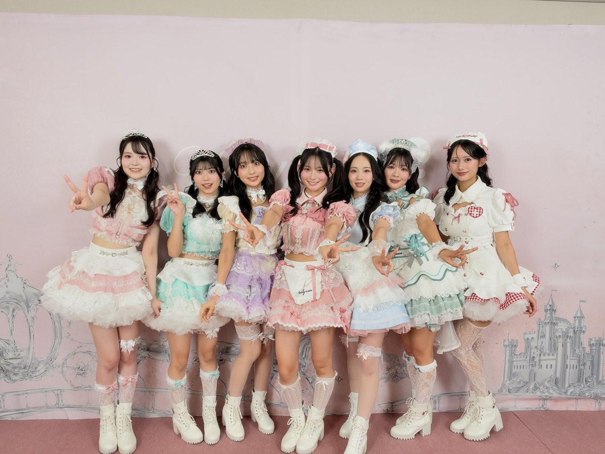 nmb48_official's tweet photo. 2026.9.25
Malymoon Halloween Fashion Show
in 恵比寿ガーデンプレイス（東京）
━━━━━━━━━━━━━━

お楽しみいただいた皆さま！
ありがとうございました₊˚🕯️♱‧₊˚.

▼セットリスト▼
01.虹の作り方
02.ナギイチ
03.だってだってだって
04.らしくない
05.北川謙二
06.ドリアン少年

#NMB48 #マリームーンHFS2026 
#Malymoon #PECHE