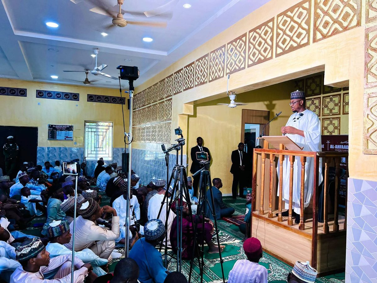 mohammad_abacha's tweet photo. @ProfIsaPantami delivered the Friday Khutbah at Masjidul Ahfaad in Nasarawo, Gombe. https://t.co/ENud408ftJ