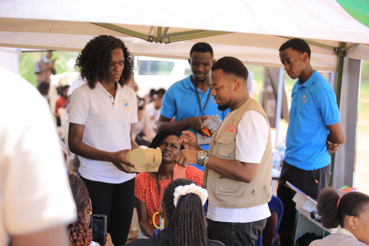 NaguruC's tweet photo. Our Peer Educators are engaging @GuluVarsity students in an interactive session on condom use, from correct use to clearing up those myths that somehow refuse to retire! 

Because knowing about condoms is one thing. Knowing how to use them correctly, consistently and confidently is another. #SAYPlusUG