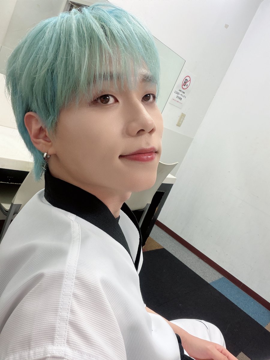 DONE_OFFICIALJP's tweet photo. [#イファ]

週末ですが今日は何してましたか？☺️🫶🏻

#ディーワン #D_ONE #디원
#IHWA #이화 https://t.co/UtfjP11uIi