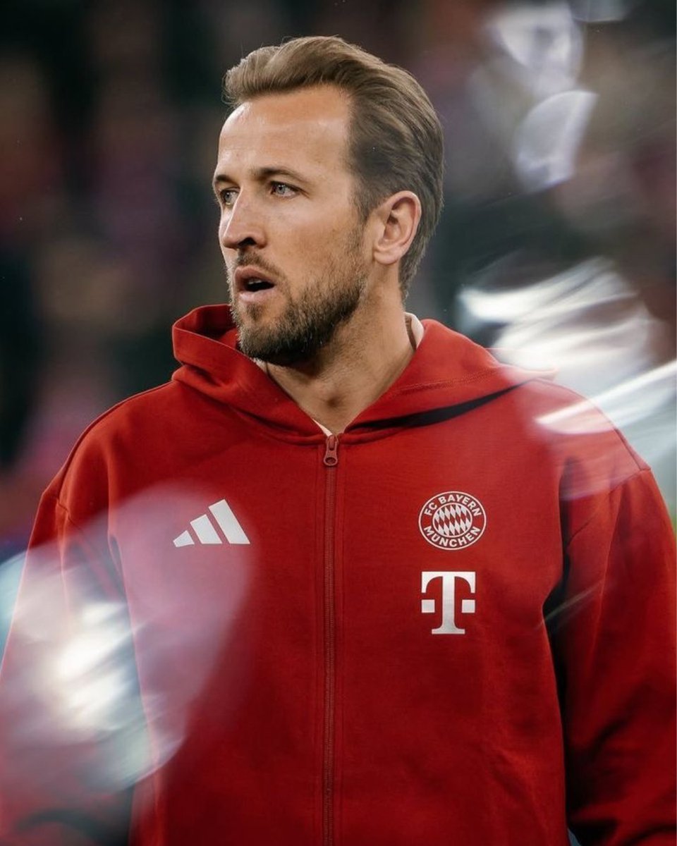 KalshiEPL's tweet photo. Who deserves the Ballon d'Or this season? 

🚨🗣️ Ian Wright: "Harry Kane." 

🚨🗣️ Roy Keane: "Harry Kane." 

🚨🗣️ Gary Neville: "Harry Kane." 

🚨🗣️ Jamie Carragher: "Harry Kane." https://t.co/F6PvZbnYX5
