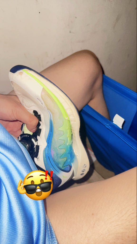PMitzi70768's tweet photo. 要不是昨天去楼道里爬楼健身
我差点忘了自己有这个xp了…
谢谢追风8帮我解决问题😝😝 https://t.co/75pTXQUAno