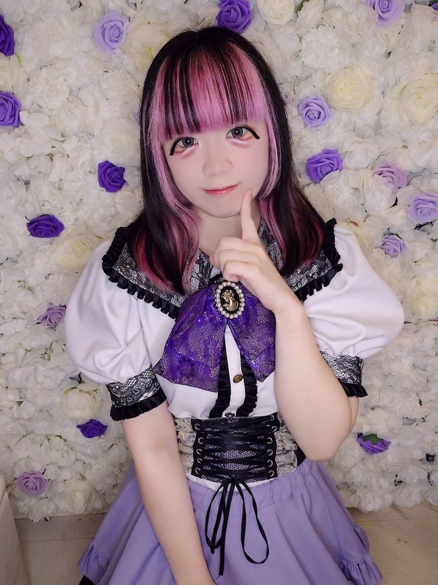 cafe_rohan's tweet photo. 🎀自己紹介🎀

💜名前 
ちゅろ
@churo404__

💜誕生日 
8月29日

💜性格 
のんびりやさん 

💜一言 
かわいいものと甘いものが好きですっ ̫ ‹ ෆ
たくさん仲良くしてください🎀

💜SNS
Instagram
https://t.co/U8qiRus4F5

TikTok
https://t.co/ORxB0SCYcc

#池袋 #コンカフェ #コンカフェ嬢 #自撮り界隈