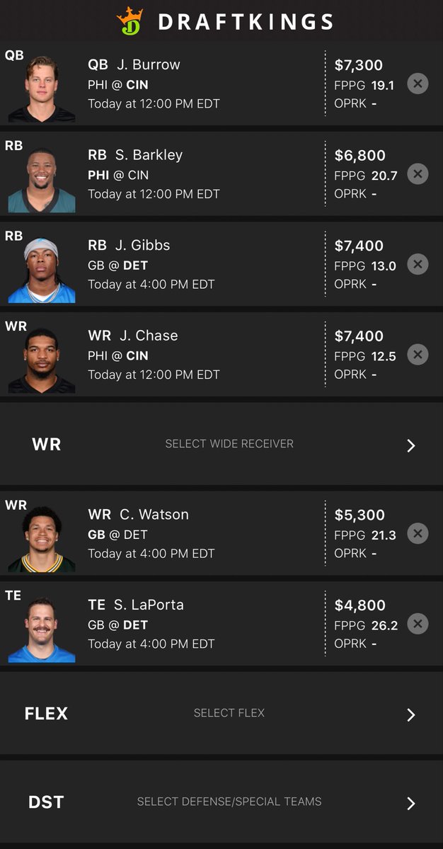 LOCKSandCHALKS's tweet photo. Madden Sim DFS cores for @draftkings slate today at noon est. These are fun to enter in satellites for bigger NFL contests etc. Good luck ๐๐ป #dfs #nfl #draftkings #madden #sims #maddensim #coreplays #picks #lineups https://t.co/YTLyBPpgKS