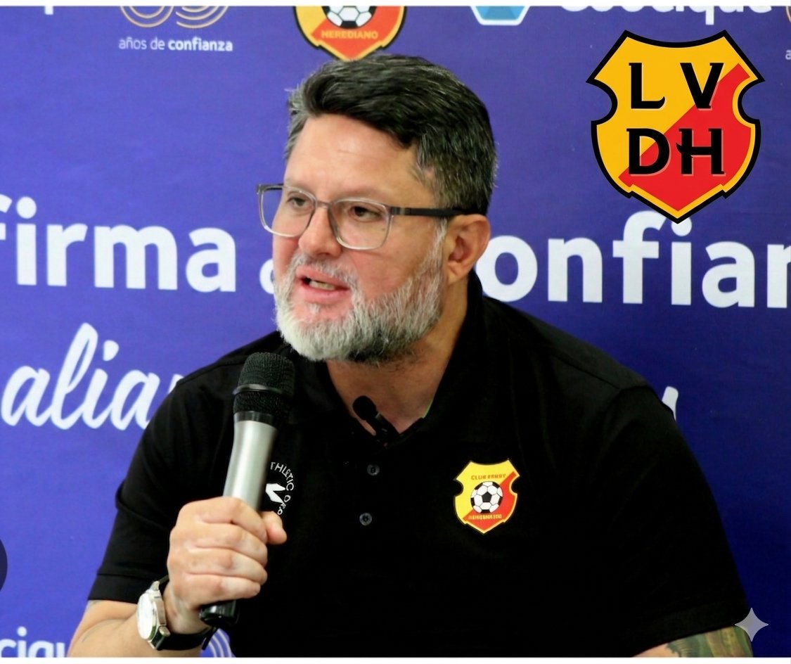 lavozherediana's tweet photo. Denle la selección mayor a Jafet Soto Molina y punto.
     ¿Quieren volver a un mundial?
       Muy simple, convenzan al Jefe, para que tome las riendas del equipo patrio, y después me cuentan. 

La Voz del Herediano https://t.co/Y6IGpo9kCU