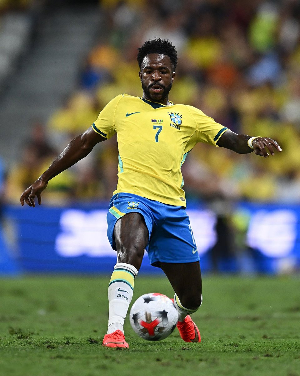 TouchlineX's tweet photo. 🚨 𝗦𝗧𝗔𝗧: Vinicius Jr vs Australia:

• 0 goals
• 0 assists
• 0 crosses
• 0 dribbles
• 0 defensive contributions
• 0/1 aerial duels won
• 1/2 ground duels won
• 3 key passes https://t.co/oexMZxBM0j