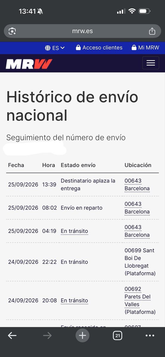 SocutBia's tweet photo. @MRW_clientes Buenas tardes. Estoy literalmente en casa esperando mi entrega y recibo un mensaje diciendo que he aplazado la entrega, lo cual es mentira. Nadie ha venido aquí. Llevo todo el día esperando este pedido y nadie ha venido ni se ha puesto en contacto conmigo. https://t.co/HI2fDy0dYc