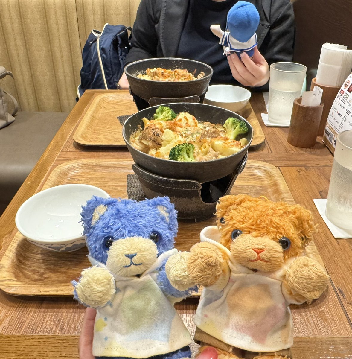 _yk79's tweet photo. 元町ドリア、初めて来たから火が着いてるの知らなくてびっくりしたの巻🐱 https://t.co/nZO7oWnZdJ