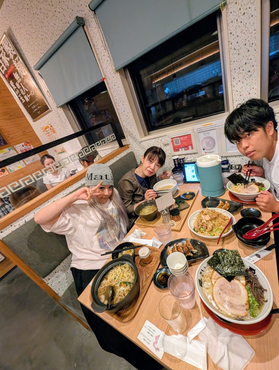 PoPoCluppo tweet picture