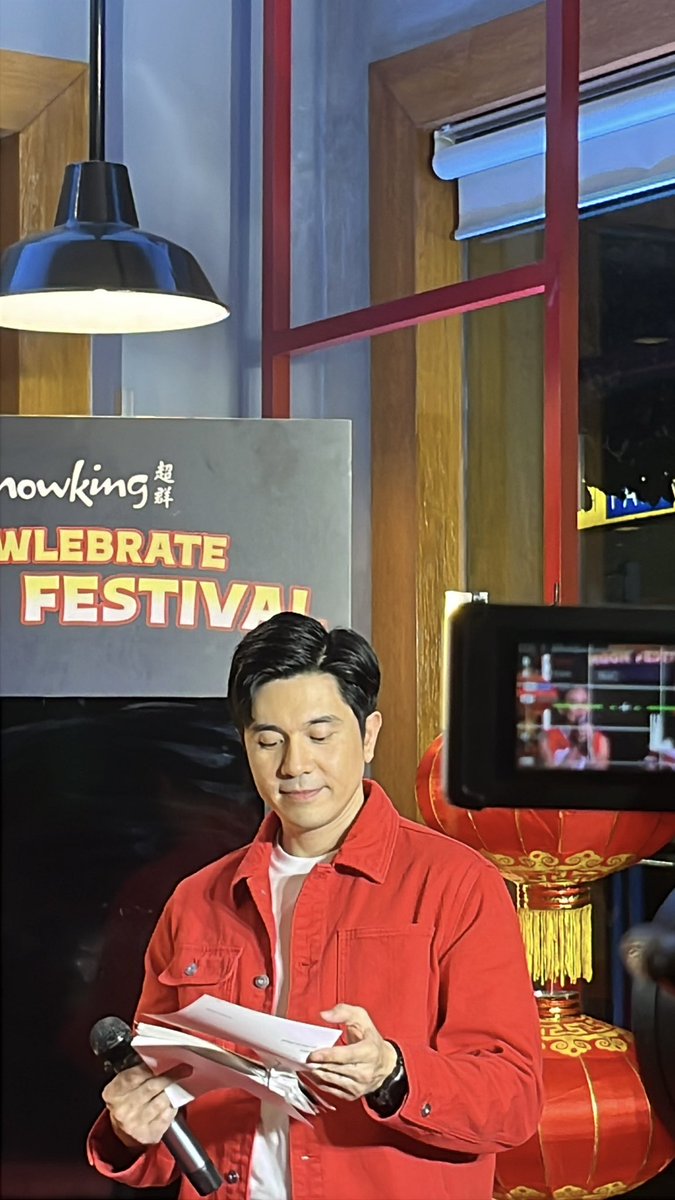 HannahMe01's tweet photo. Sa wakas nakita rin kita sa malapitan. 🥰♥️ Hoping soon kasama muna si kimmy. 🙏🫶🏻

PAULO MOONFEST CHOWLEBRATION   #ChowkingMoonFestival https://t.co/a8A2GdP7a6