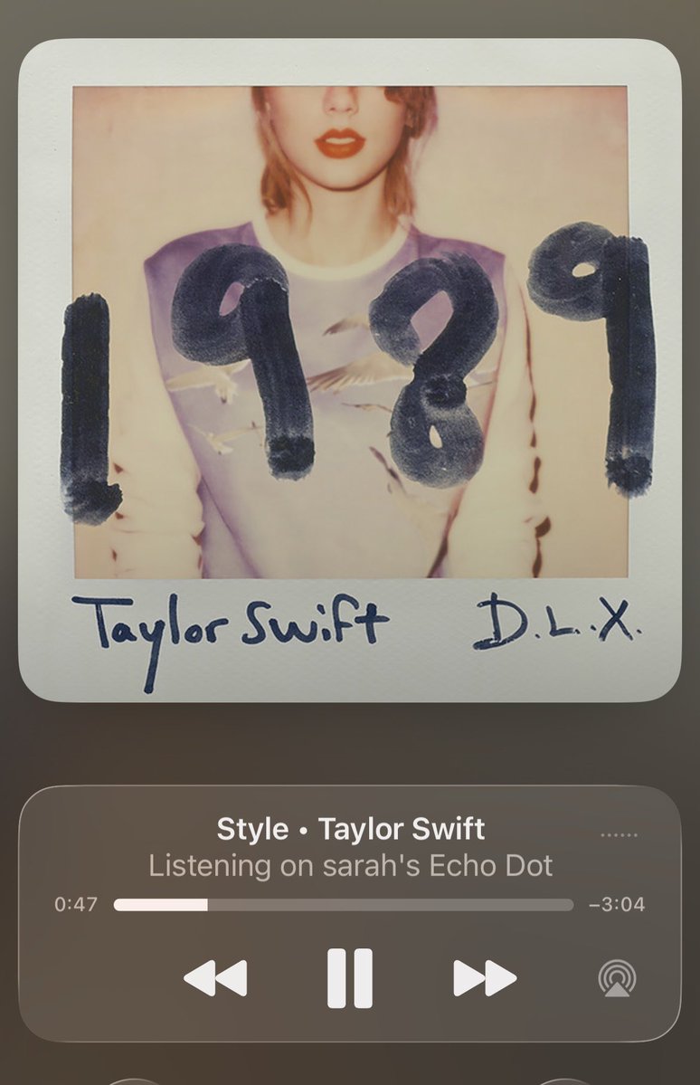 oldreclinersss's tweet photo. sometimes i struggle to believe this song is real because of how perfect it is https://t.co/BoH4YqsLHc