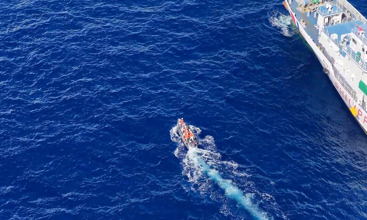 globaltimesnews's tweet photo. #Exclusive: The Philippine resupply mission to the illegally “grounded” vessel at Ren’ai Jiao had not received #China’s prior approval and fell outside the provisional humanitarian arrangements made between China and the Philippines and was therefore illegal, the Global Times learned. A source familiar with the matter said the Philippine vessel withdrew after the China Coast Guard tracked, monitored and warned it in waters relatively far from Ren’ai Jiao, and no intense confrontation occurred. 
https://t.co/1xqFcZ7CLn