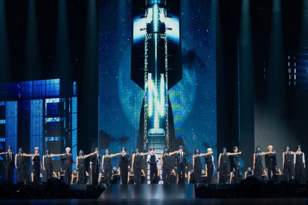 nonno_staff's tweet photo. 【 #INI 】
結成5周年✨
初の東阪ドームツアー『2026 INI 5TH ANNIVERSARY DOME TOUR［CITY OF LIGHTS］』の模様をレポ✍
▶▷https://t.co/9oS15v5NUO 

2日間で10万人を動員した、単独では初となる東京ドーム公演2⃣日目の様子をお届けします📝

@official__INI https://t.co/mt8Bdq9sgd