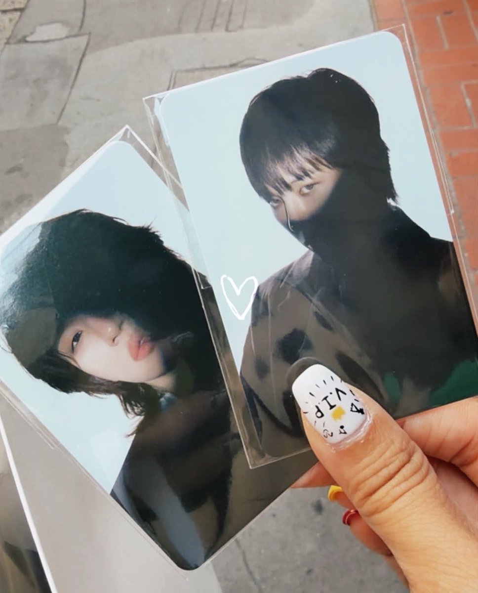 jiyongvamp's tweet photo. BIGBANG X DOVER STREET MARKET LONDON Exclusive Photocards

🌞 &amp; 🦦 ver.

#BIGBANG #빅뱅 https://t.co/6Jlz1W241K