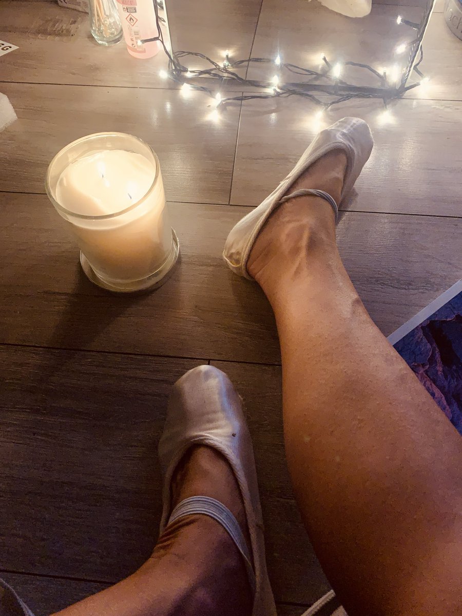 BareGoddessVIP's tweet photo. 👅 🦶 💰 https://t.co/kTkV6sSTTG