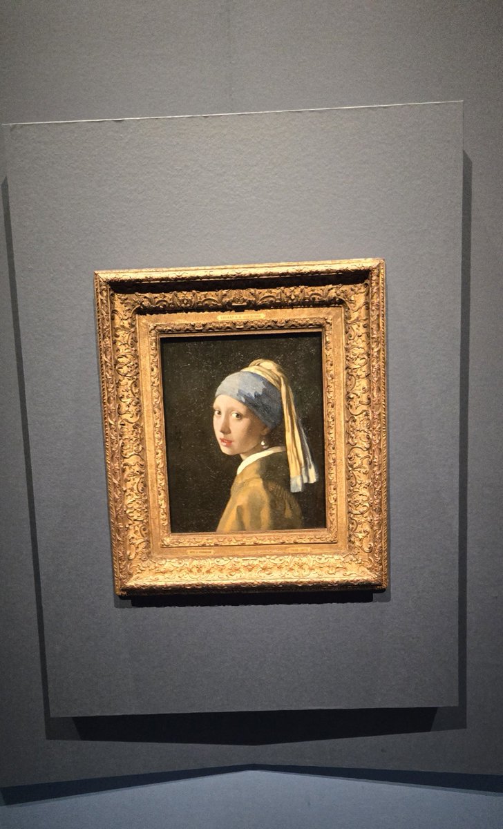 pinebath's tweet photo. 本日の現場
真珠の耳飾りの少女お見送り会
もといフェルメール展@中之島美術館

最終先行でなんとか引っ掛かったくらいなのでさぞ鑑賞人数を絞ってたのかと思ったらまあとんでもない人の波でお見それしました https://t.co/b3GXDr3rG5