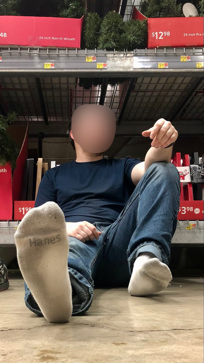 OvernightSock28's tweet photo. Lick all the dirt off those socks while I enjoy my break! https://t.co/Ri8XUyeT7P