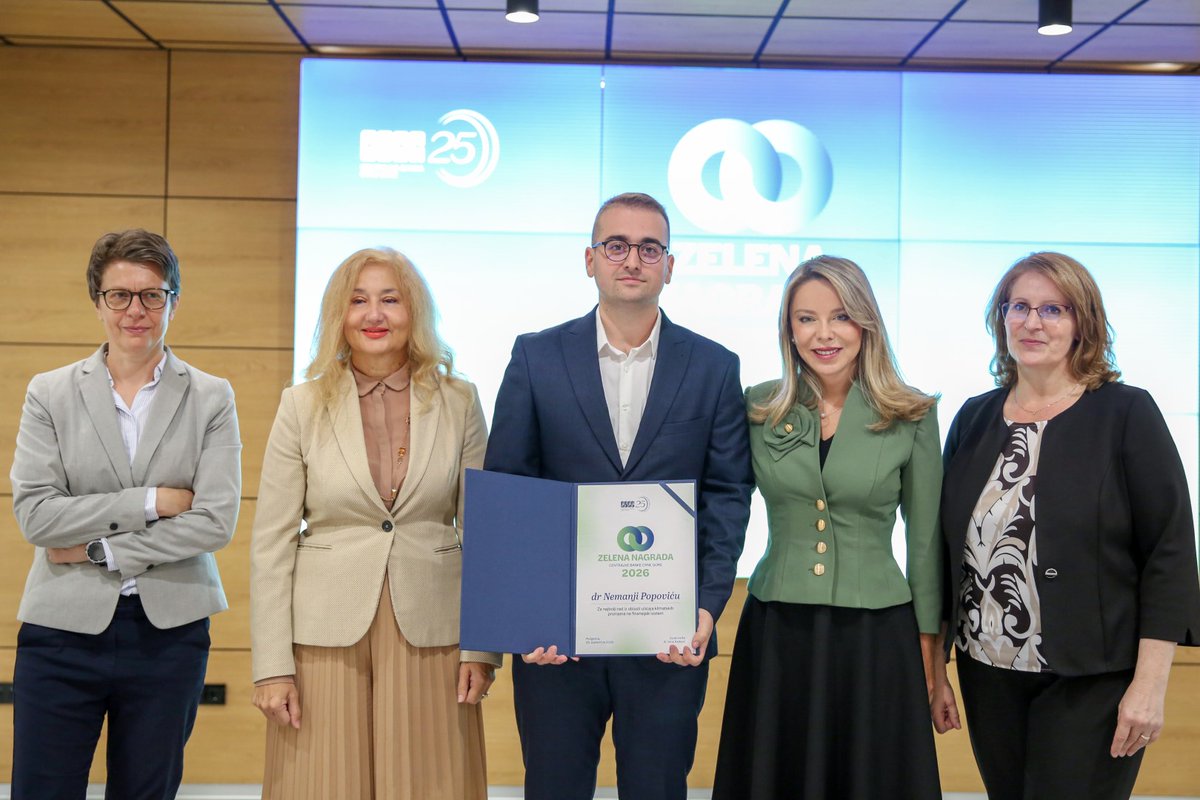 centralnabanka's tweet photo. 🌿 Obilježavamo 35 godina Crne Gore kao ekološke države
Povodom Dana ekološke države, #CBCG je dodijelila Zelenu nagradu CBCG 2026 i predstavila jubilarnu kovanicu posvećenu Petrolamium crnojevicii - povezujući znanje, nauku i očuvanje prirodnog nasljeđa Crne Gore.
🏆 Ovogodišnji dobitnik Zelene nagrade je dr Nemanja Popović, za istraživački rad „Uticaj klimatskih rizika posredstvom turizma na bankarski sektor u eurizovanoj ekonomiji - primjer Crne Gore“.
🪙 Predstavljena je i jubilarna kovanica posvećena Petrolamium crnojevicii – novoj za nauku biljnoj vrsti iz novootkrivenog roda Petrolamium, koja je pronađena u crnogorskom kršu i za sada je poznata samo sa jednog lokaliteta kod Štitara.
„Danas spajamo znanje koje može oblikovati budućnost i vrijednost koju smo otkrili u sopstvenoj prirodi. Zajedno nas podsjećaju da zaštita počinje razumijevanjem - jer teško možemo sačuvati ono što ne poznajemo i ne vrednujemo“, poručila je guvernerka dr @IrenaRadovicMNE
🌱 O značaju održive tranzicije i evropskog puta Crne Gore govorio je i @thomaswaitz , kopredsjedavajući Parlamentarnog odbora EU i Crne Gore za stabilizaciju i pridruživanje i poslanik u Evropskom parlamentu.
🔗 Više informacija: https://t.co/2qgrbstA5R
