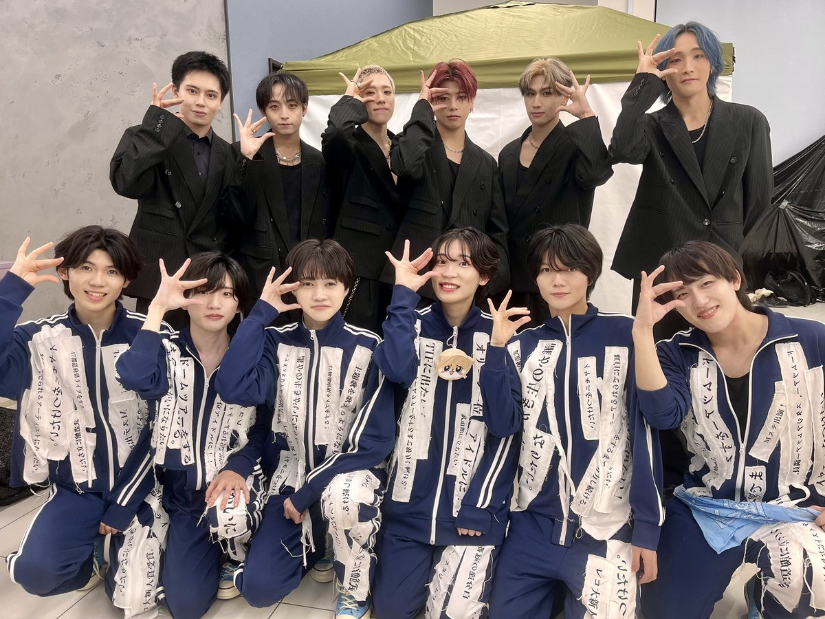 kimimirai_JP's tweet photo. 📸Thank you📸

Def Class さん
@DefClass_ 

お写真撮影させていただきました📸✨
先日、Def Classさんのワンマンライブを見学させていただき、とても熱量のある素敵なライブに刺激をいただきました🔥
本日こうしてご一緒できて嬉しかったです！
ありがとうございました🌱

#DefClass #君未来 #キミミラ