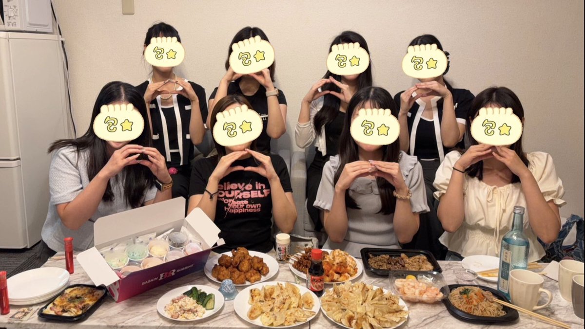 gyoza1207deshi's tweet photo. 第2回ぎょうざ会🥟
まゆちゃん（@chi_kawa_pon ）主催

みんなで餃子作って、
みんなで美容の話できたの楽しかった🥹🥰

美容してる人って
ほんとに外見内面ともに若い✨👠
ほんでもれなく心綺麗🫧☁️

まゆちゃん企画ありがとう💖
おなつちゃん招待ありがと💖

#むーんず
#ぎょうざ製作委員会 🥟 https://t.co/4rzXCndNvk