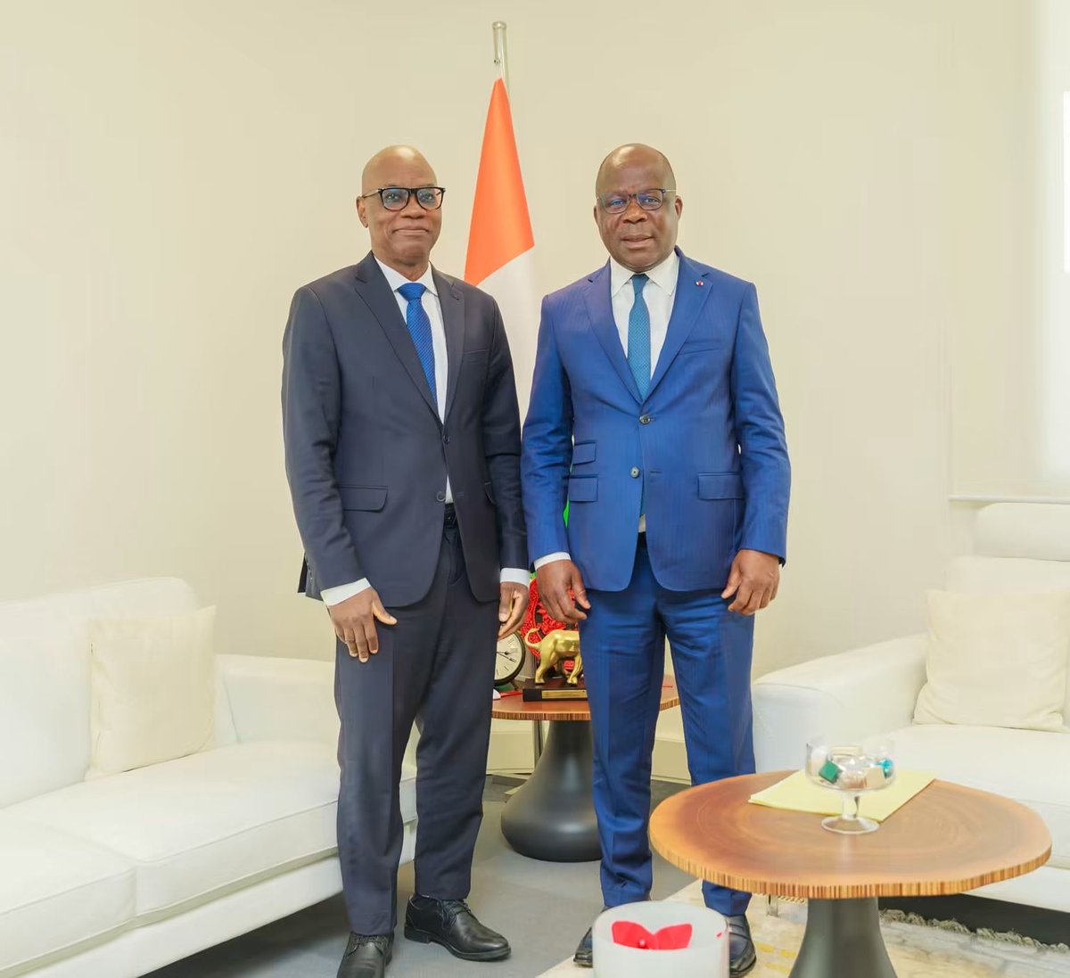 DG_OOASWAHO's tweet photo. Le Directeur Général de l’OOAS, le Professeur Palokinam T. PITCHE, a été reçu en audience à Abidjan par S.E.M. @Pierre_DIMBA , Ministre de la Santé, de l’Hygiène publique et de la Couverture maladie universelle de Côte d’Ivoire.

Les échanges ont porté sur le renforcement de la coopération sanitaire, l’accès à des soins de qualité, la réponse aux urgences sanitaires ainsi que l’accès aux médicaments et vaccins de qualité.

🔗 Lire l’article complet : https://t.co/UxHuoR35jz

#OOAS #CEDEAO #CôtedIvoire #Santé #CoopérationSanitaire