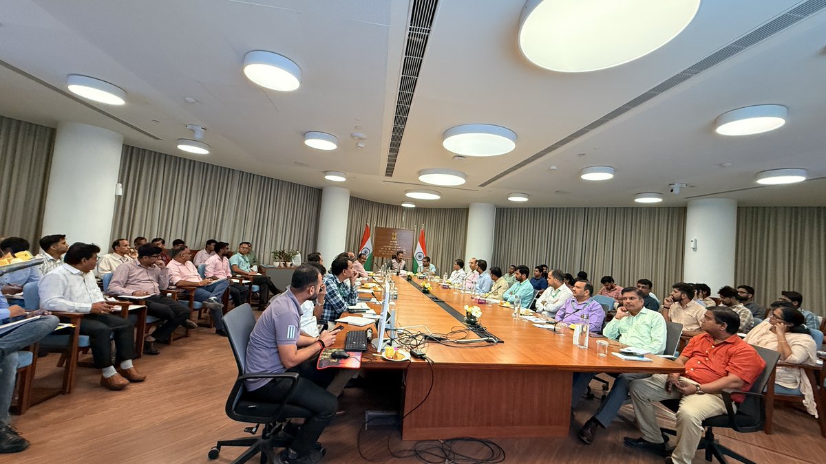 minmsme's tweet photo. As part of the Ministry’s Three-Month Vigilance Awareness Campaign 2026, the Ministry of MSME organised a knowledge session on “GeM: Making Public Procurement Transparent, Efficient and Inclusive” on 25th September 2026.

Shri Rajesh Kumar Meena, Director (GeM), conducted the session, covering key technical and procedural aspects of GeM. Held in hybrid mode, the session focused on strengthening compliance and promoting transparent and efficient procurement practices. It was attended by CVOs of organisations under the Ministry and around 400 officials.

The session concluded with an interactive Q&A, facilitating better understanding of the topics discussed.

#MSME #CVC #GeM #VigilanceAwarenessWeek #ProbityForProsperity #Procurement #Transparency #Accountability