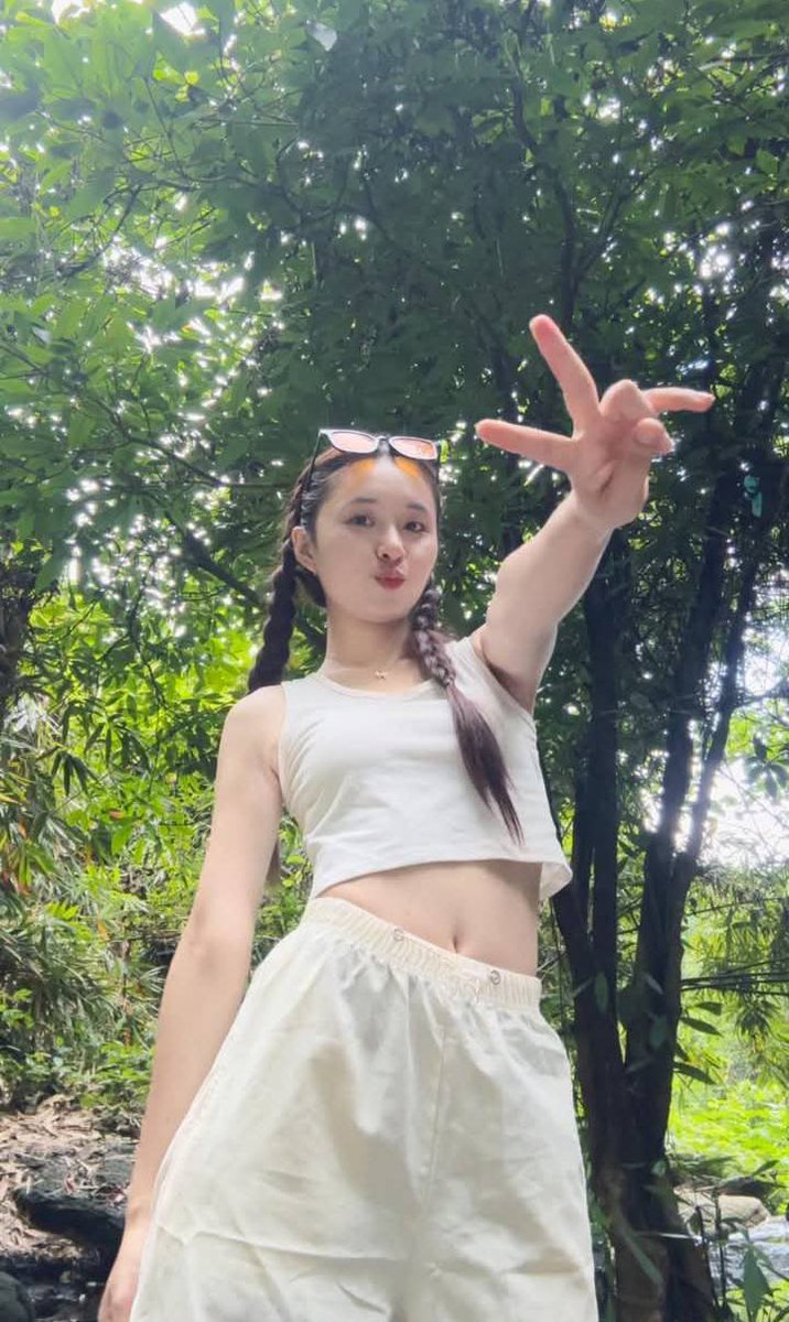 AletheaHarca's tweet photo. ตอนแรกก็ไม่เชื่อ จนกระทั่งลองใช้เอง... ไอเทมลับที่บิวตี้บล็อกเกอร์เกาหลีโหวตให้เป็นอันดับ 1!" 💖 ครีมกันแดดเนื้อซูเฟล่ บางเบา คุมมันนาน 🌸
//🐹❣️

รับงานตลาดไท

👉𝑳𝒊𝒏𝒆🆔  :  @214aqnst

เพีมเพิอน
https://t.co/oRAtHurqHF

  6oo/1🍀❤️‍🔥🐷❤️‍🔥🐷

#รับงานตลาดไท #รับงานนวนคร https://t.co/lGtu5pC3Sc