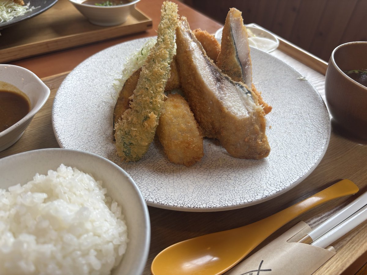 ra___zube's tweet photo. 5日間旅行楽しかった✨️ https://t.co/NxUdDwCTvw