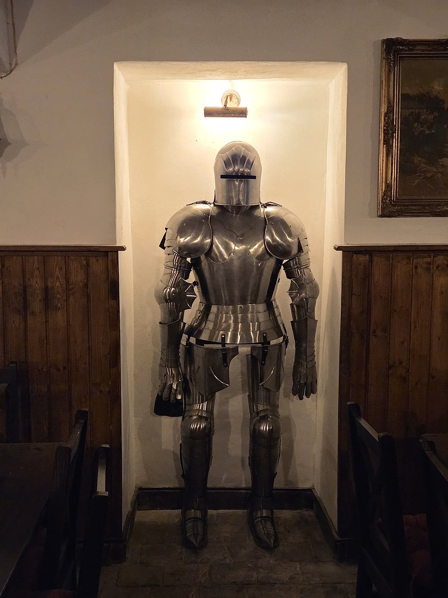 LukeDaleLive's tweet photo. “Nobleman” opens to the public in 6 days (October 1) 👑 https://t.co/hsHAFBe6Ow