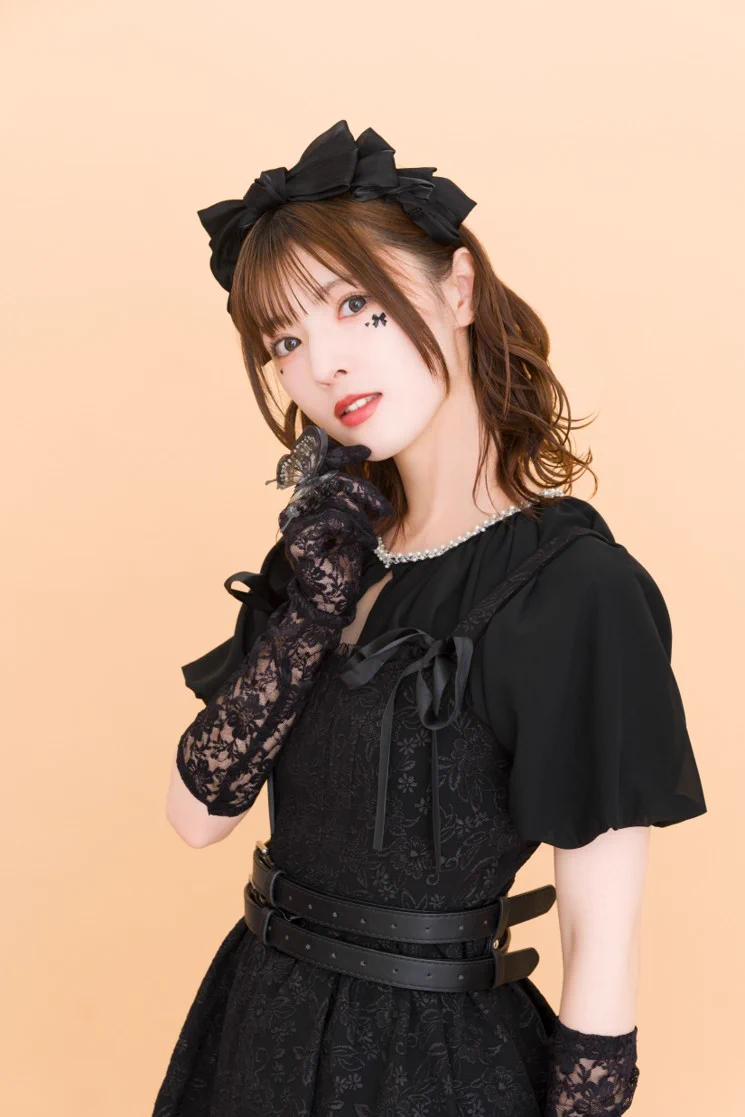 熊沢 世 莉奈