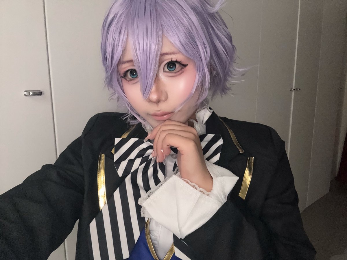 Ms1rdka's tweet photo. cos/twst 🍎

Dハロ練習 https://t.co/O4YYcbTHEG